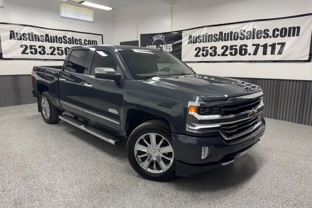 2017 Chevrolet Silverado 1500 High Country photo 1