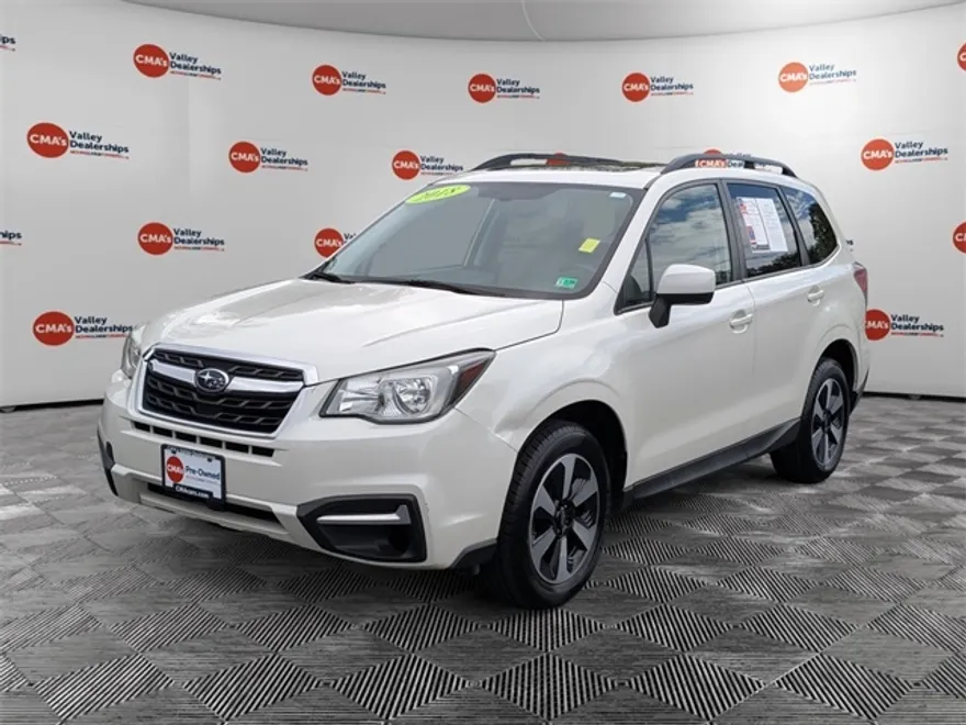 2018 Subaru Forester 2.5i Premium photo 1