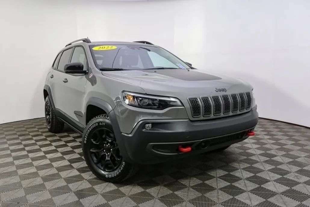 2022 Jeep Cherokee Trailhawk photo 1