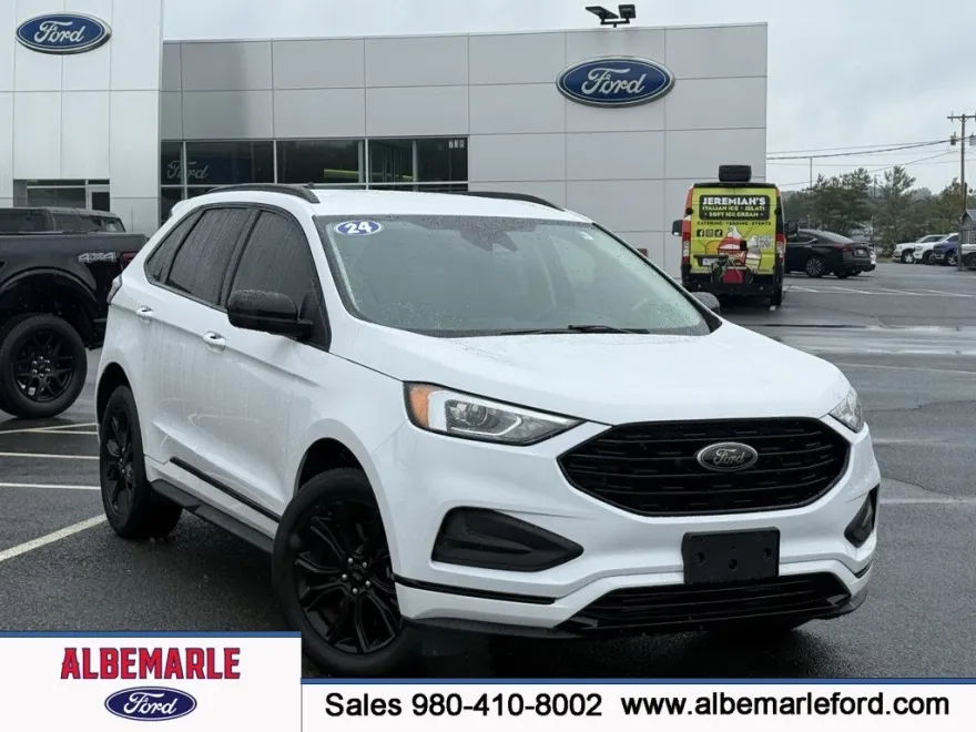 2024 Ford Edge SE photo 1