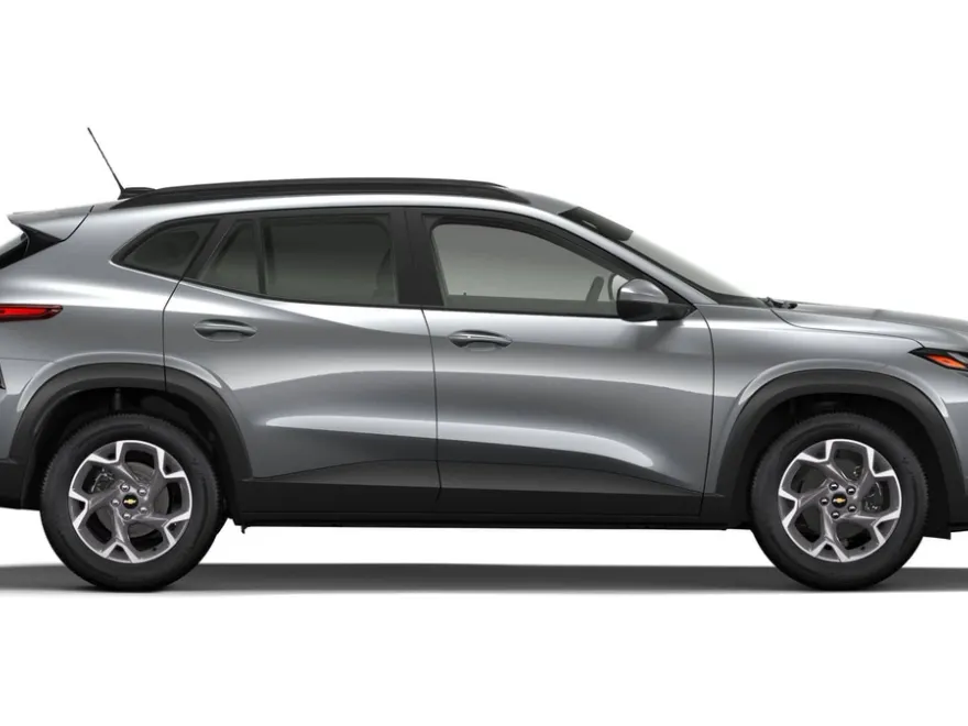2026 Chevrolet Trax LT photo 1