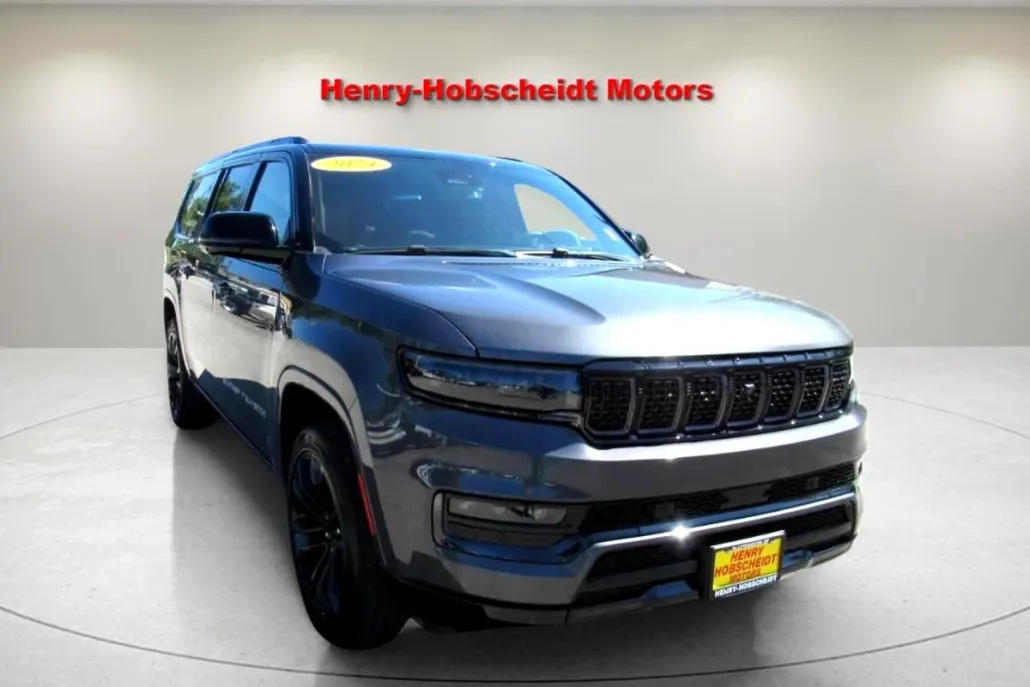 2024 Jeep Grand Wagoneer L II photo 1