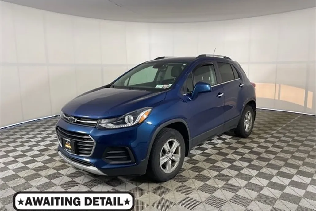 2019 Chevrolet Trax LT photo 1