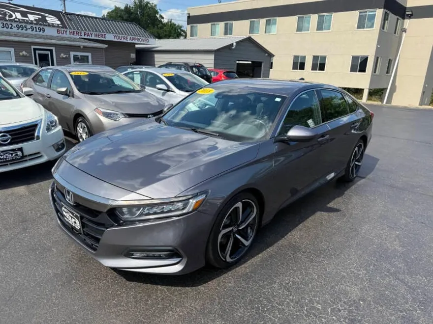 2018 Honda Accord Sport photo 1