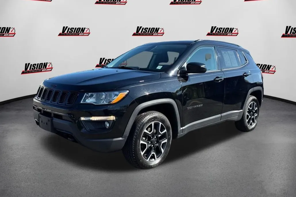 2019 Jeep Compass Sport photo 1
