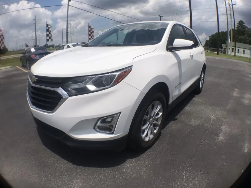2021 Chevrolet Equinox photo 1