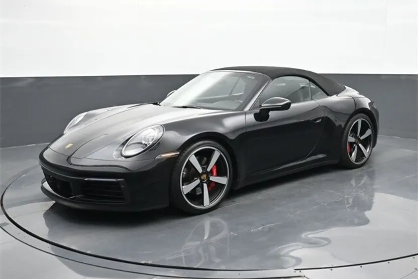 2021 Porsche 911 Cabriolet 4S 4 GTS photo 1