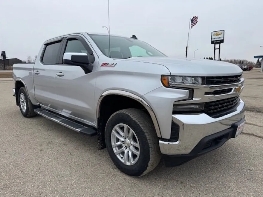 2020 Chevrolet Silverado 1500 LT photo 1