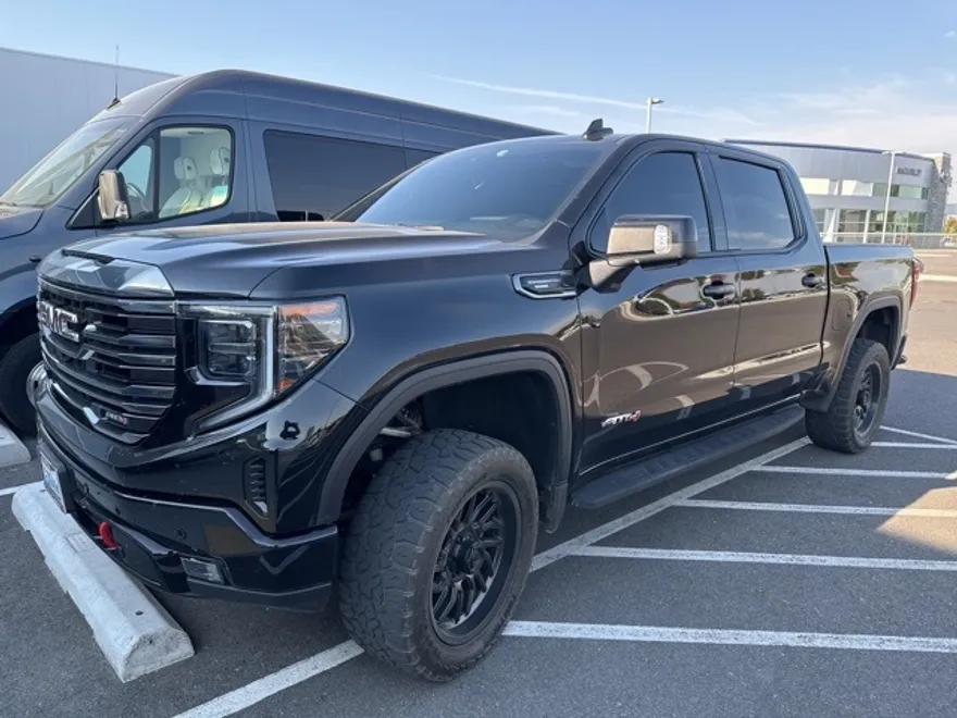 2022 Gmc Sierra 1500 AT4 photo 1