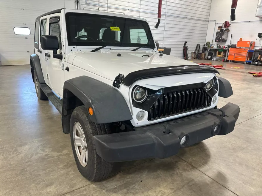 2014 Jeep Wrangler Unlimited Sport photo 1