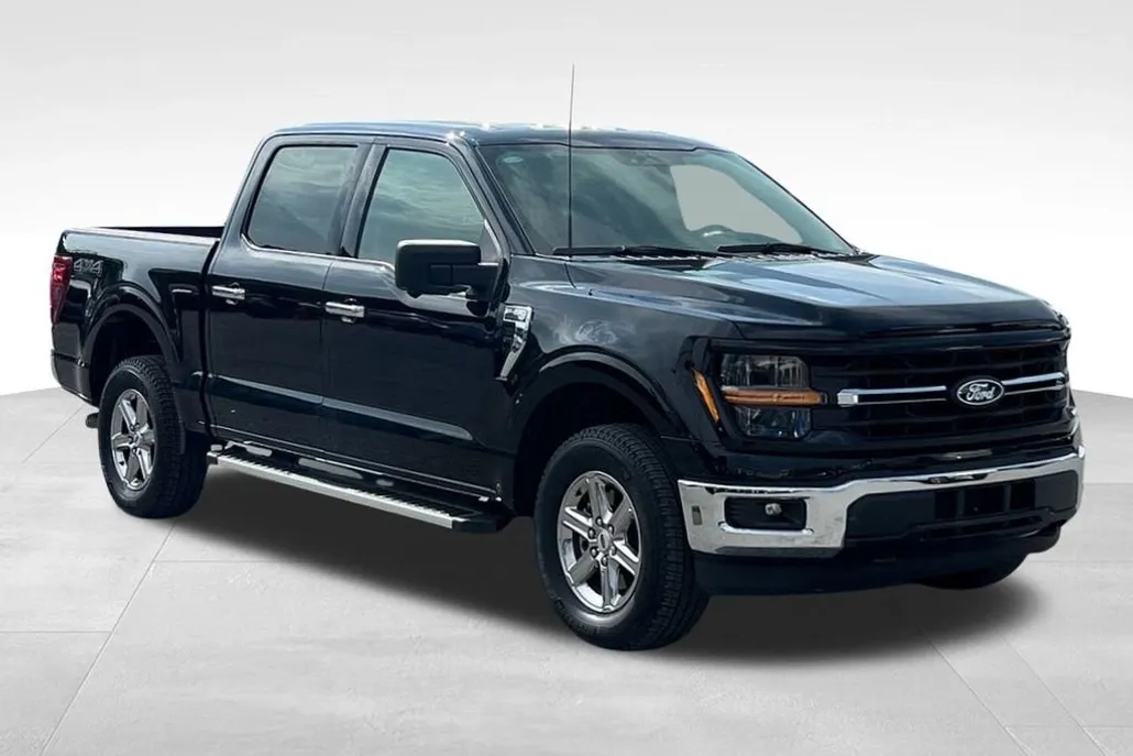 2024 Ford F-150 XLT photo 1