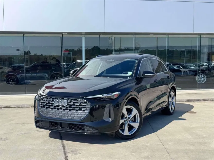 2025 Audi Q5 2.0T Prestige Premium photo 1