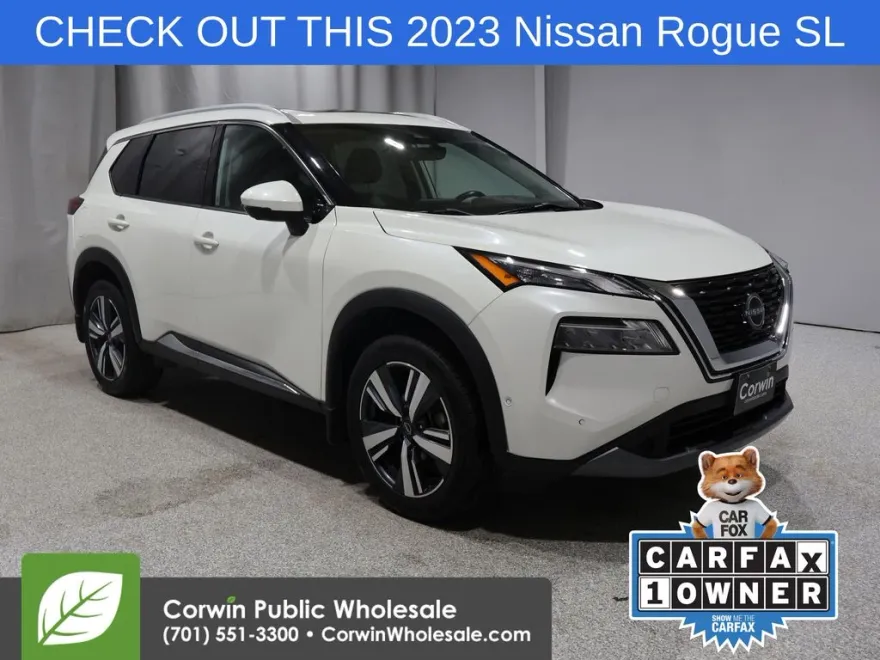 2023 Nissan Rogue SL photo 1