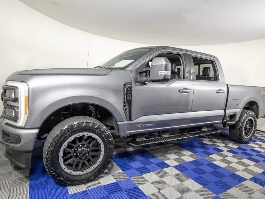 2023 Ford F-250 photo 1