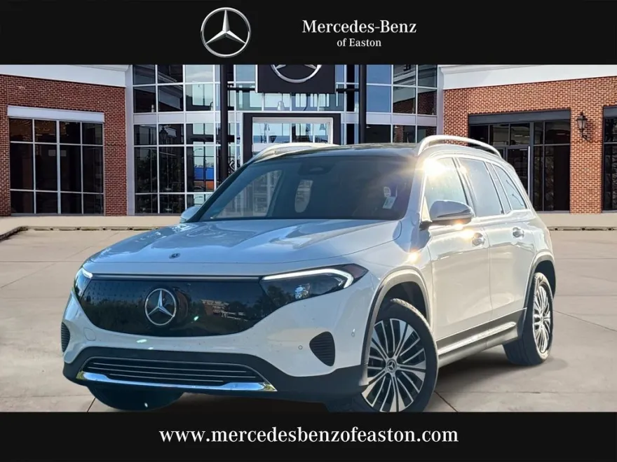 2025 Mercedes Benz EQB 300 4MATIC photo 1