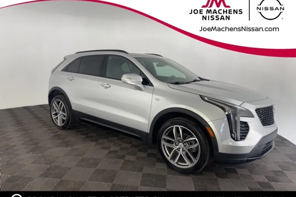 2022 Cadillac XT4 Sport photo 1