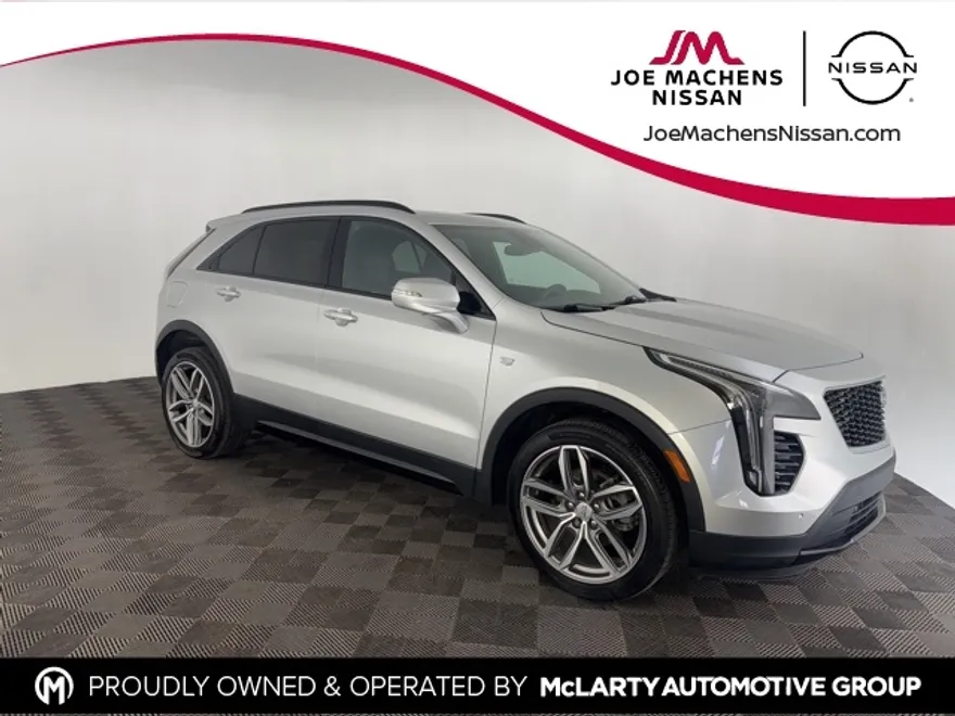 2022 Cadillac XT4 Sport photo 1