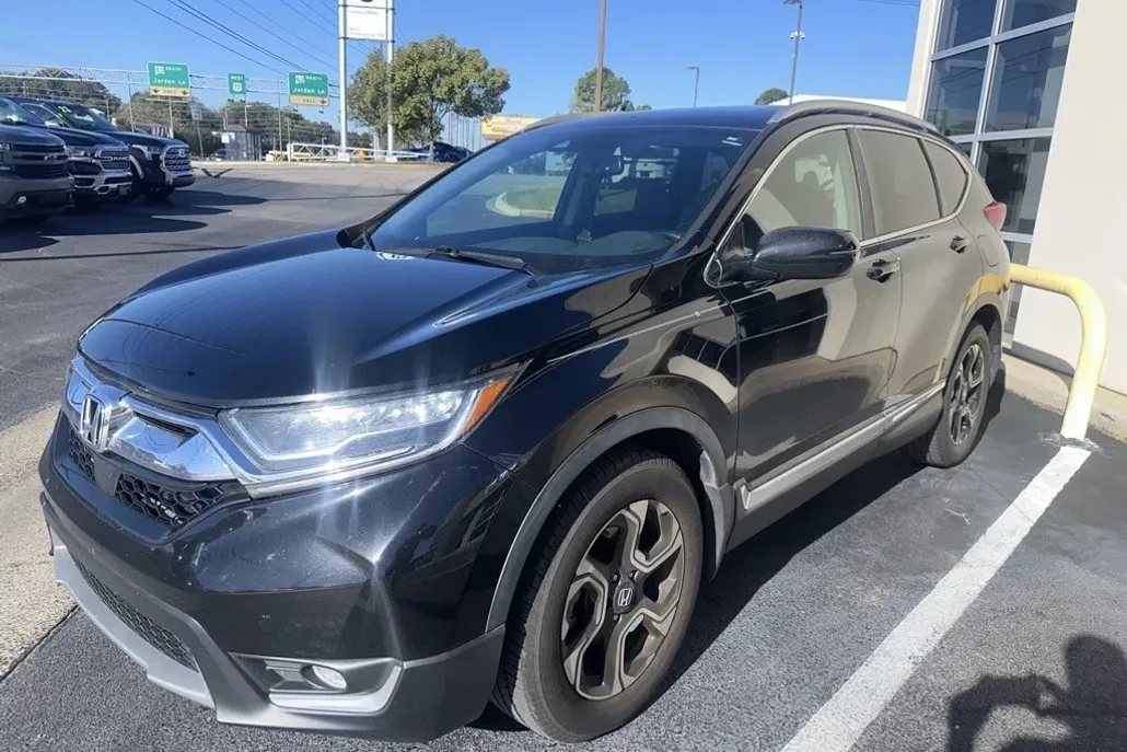 2018 Honda CR-V Touring photo 1