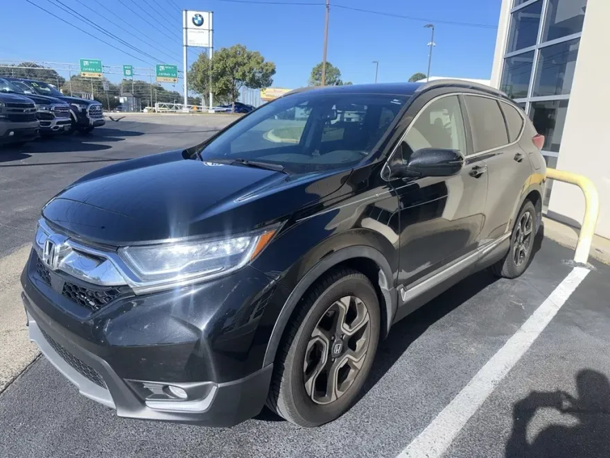 2018 Honda CR-V Touring photo 1