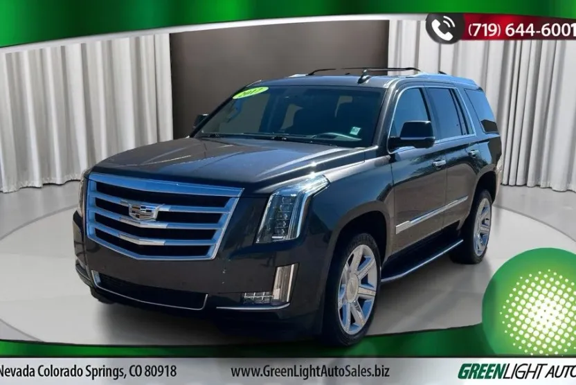 2017 Cadillac Escalade Luxury photo 1