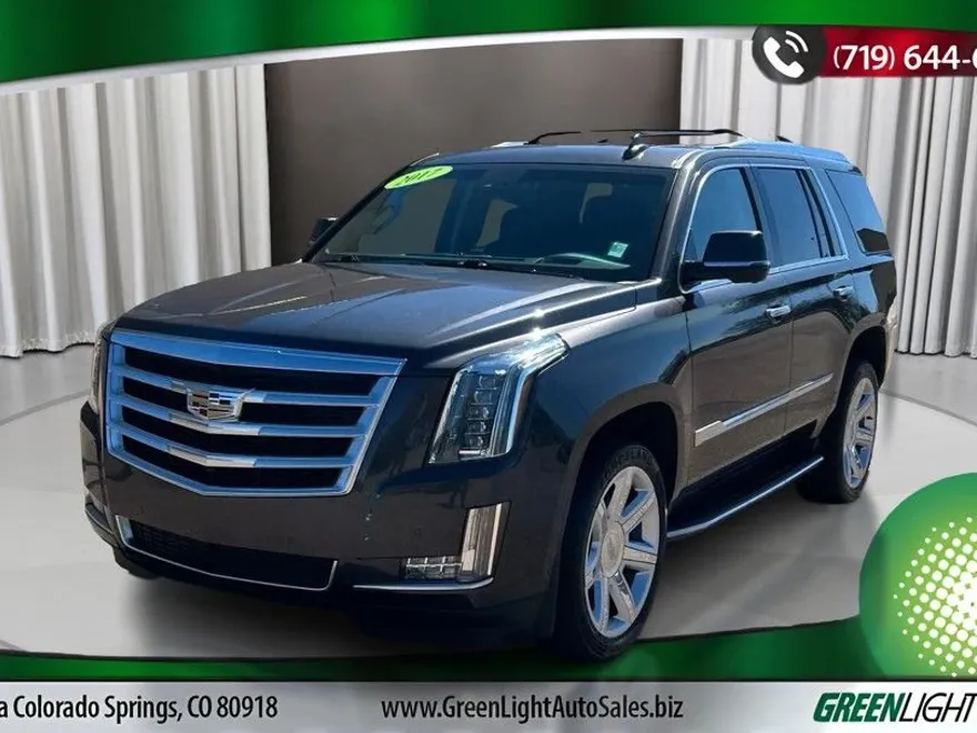 2017 Cadillac Escalade Luxury photo 1