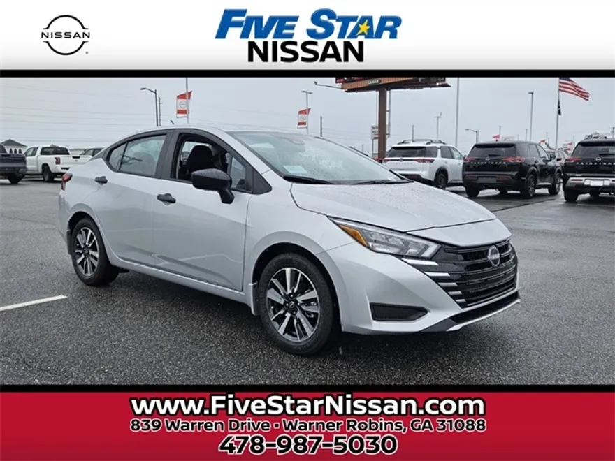 2025 Nissan Versa 1.6 S photo 1