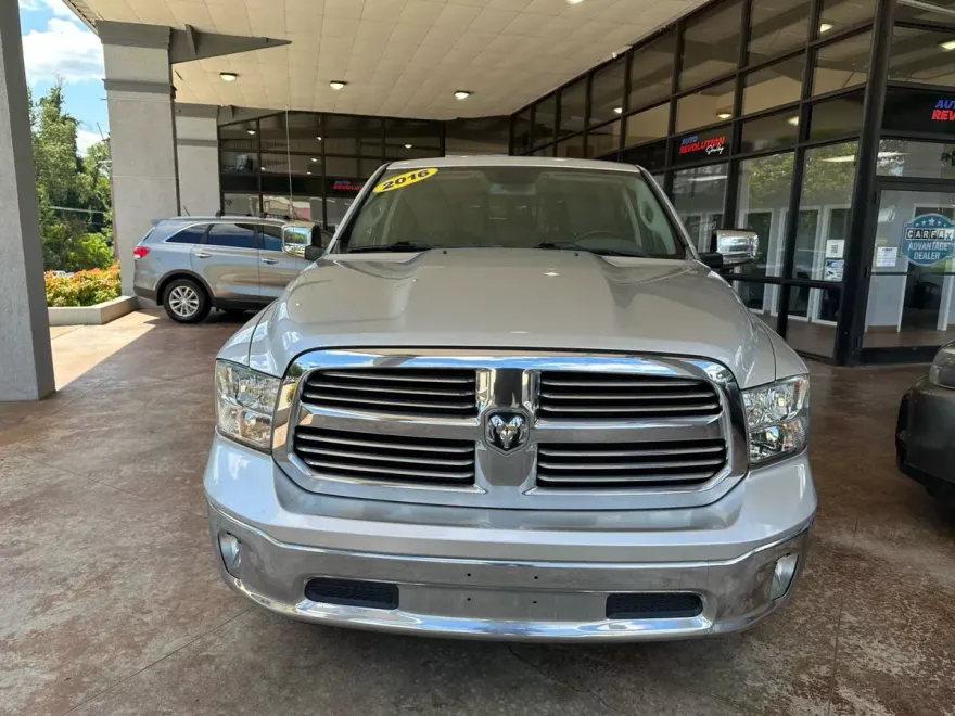 2016 Ram 1500 Big Horn photo 1