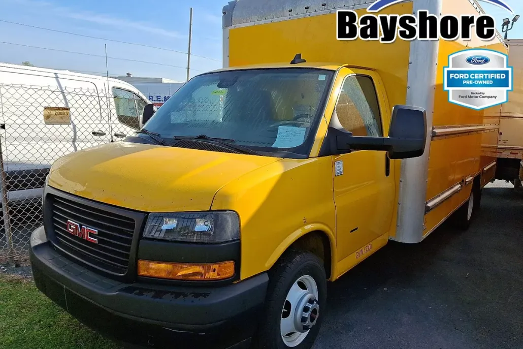 2021 Gmc Savana 3500 Cutaway photo 1