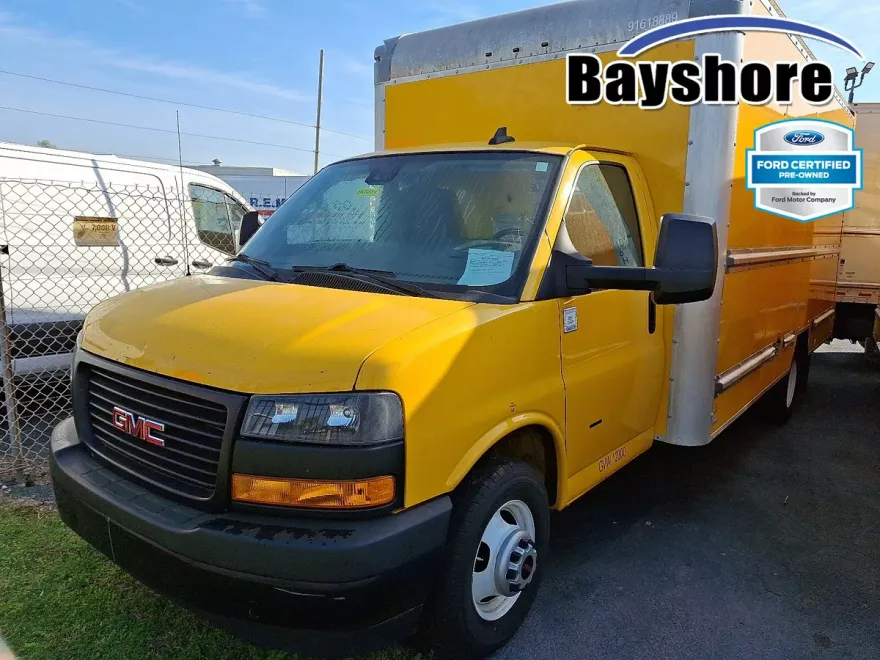 2021 Gmc Savana 3500 Cutaway photo 1