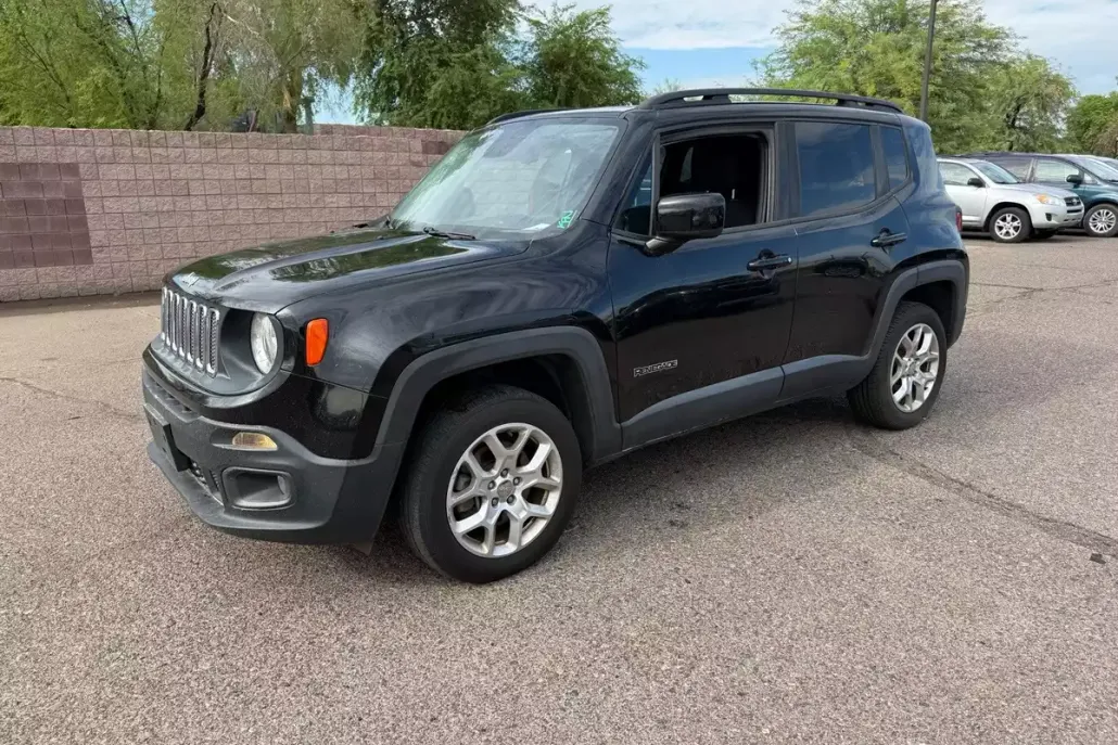 2017 Jeep Renegade Latitude North Edition photo 1