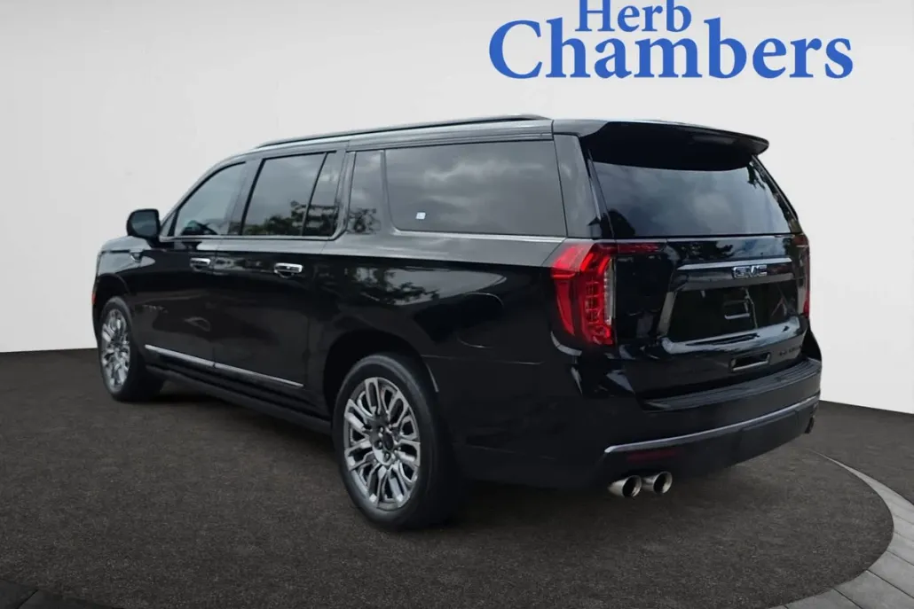 2023 Gmc Yukon XL Denali Ultimate photo 1