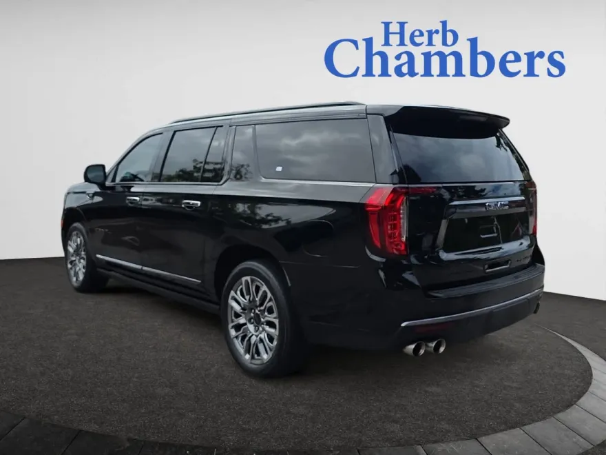 2023 Gmc Yukon XL Denali Ultimate photo 1