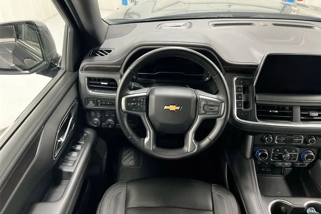 2024 Chevrolet Tahoe LT photo 1