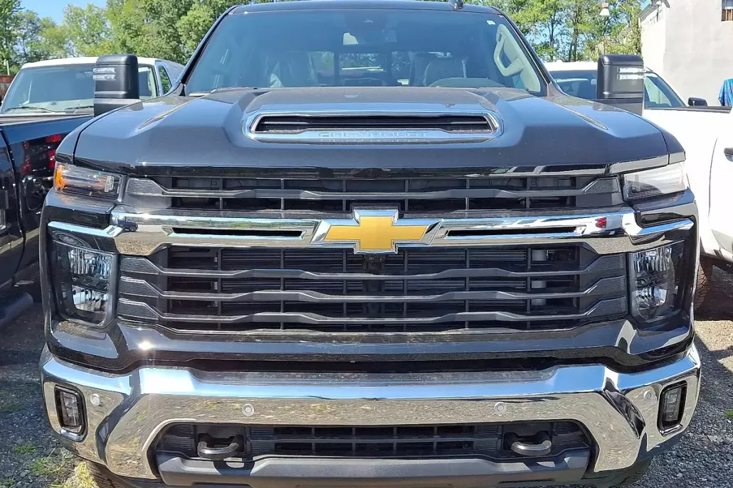 2025 Chevrolet Silverado 2500HD LT photo 1