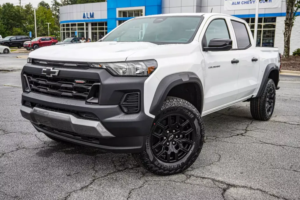 2026 Chevrolet Colorado Trail Boss photo 1