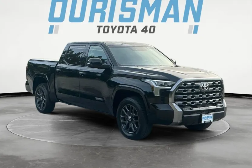 2024 Toyota Tundra Platinum CrewMax photo 1