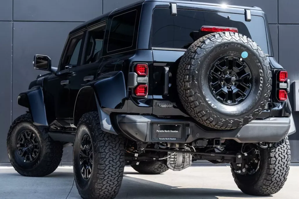 2024 Ford Bronco Raptor photo 1