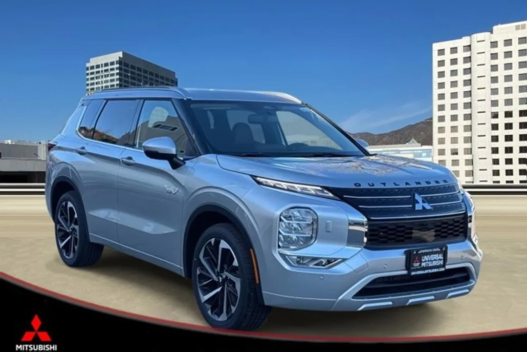 2025 Mitsubishi Outlander PHEV SEL photo 1