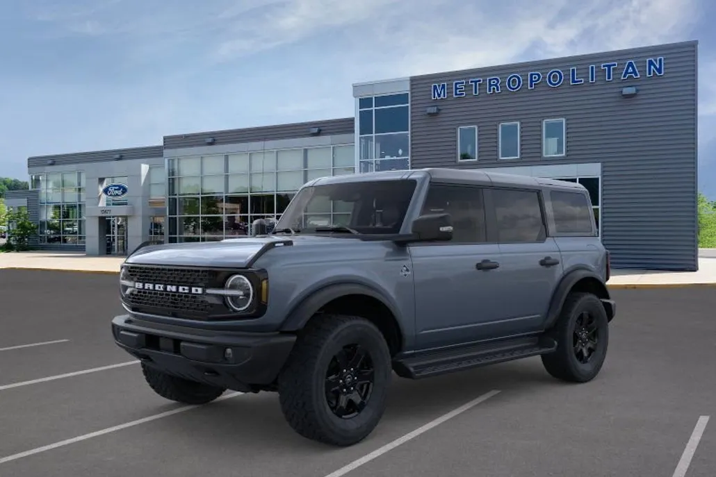 2025 Ford Bronco Outer Banks photo 1