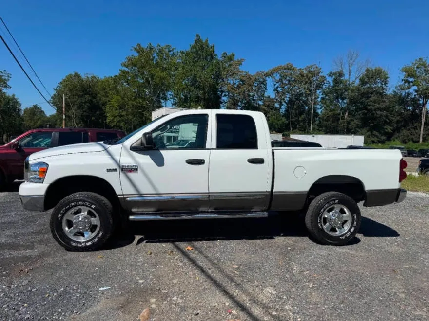 2008 Dodge Ram Laramie photo 1