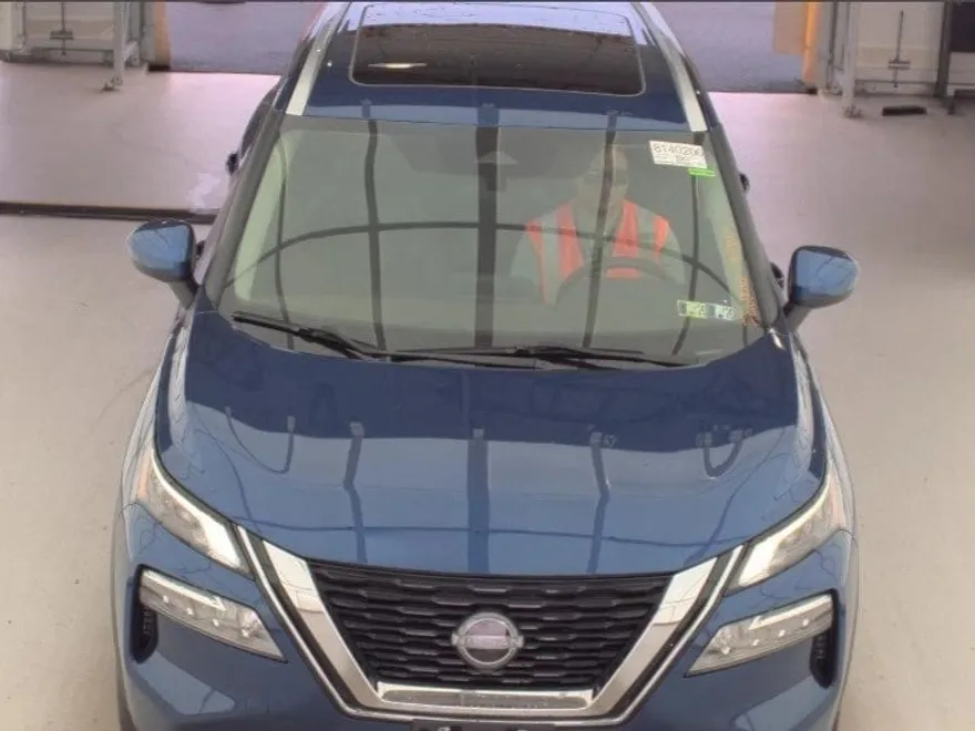 2023 Nissan Rogue SV photo 1