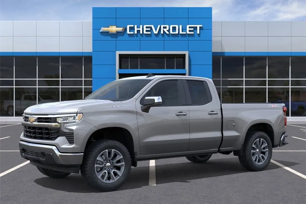 2026 Chevrolet Silverado 1500 LT photo 1