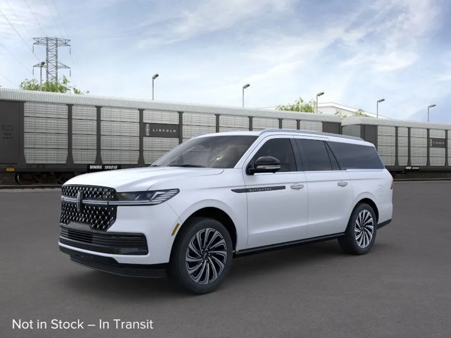 2025 Lincoln Navigator L photo 1