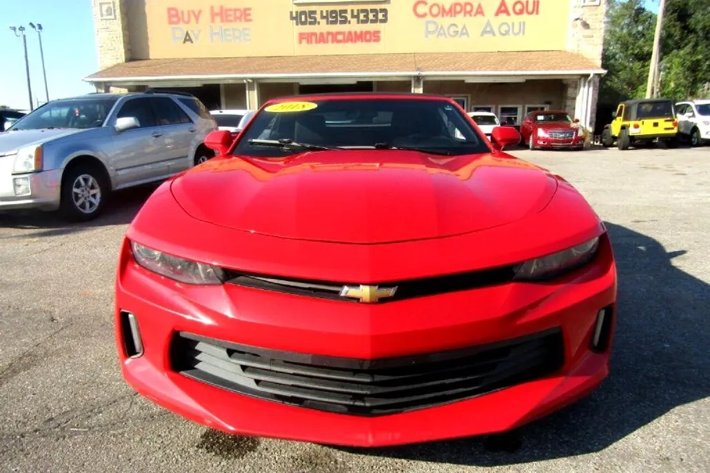 2018 Chevrolet Camaro 1LT photo 1