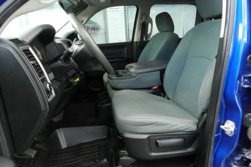 2015 Ram 1500 Tradesman photo 1