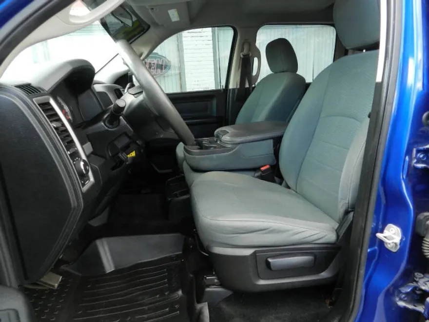 2015 Ram 1500 Tradesman photo 1