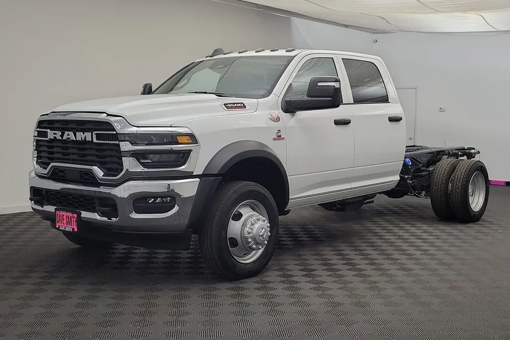 2026 Ram 4500 photo 1