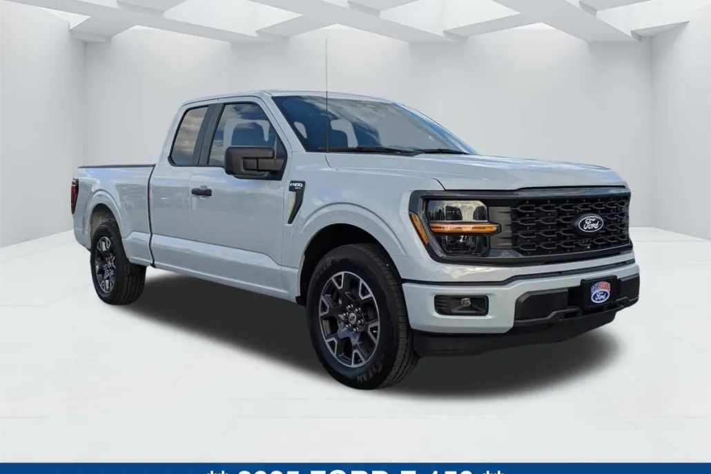 2025 Ford F-150 STX photo 1