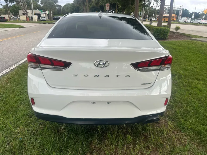2018 Hyundai Sonata SEL Sport Limited 2.0T photo 1