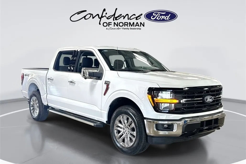 2025 Ford F-150 XLT photo 1